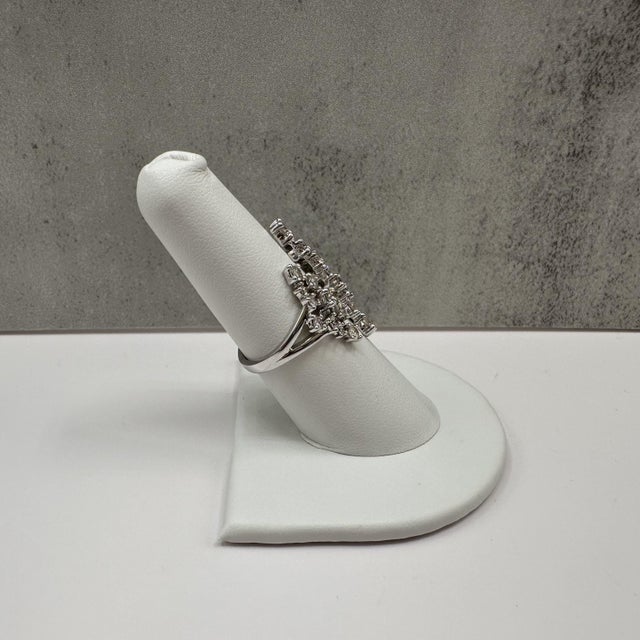 1.50ctw Natural Diamond Fashion Ring 14k White Gold Size 7 For Sale - Image 4 of 6