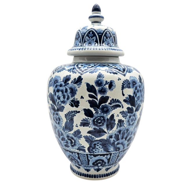 Hand Painted Oud Delft Blue White Lidded Ginger Jar Vase 14.5" Hand Painted Dutch Faience For Sale In San Francisco - Image 6 of 13