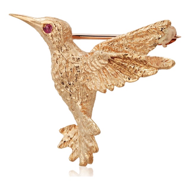 14k Yellow Gold Hummingbird Brooch 1 Inch For Sale