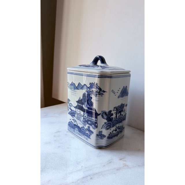 Blue Blue and White Chinoiserie Rectangular Jar With Lid For Sale - Image 8 of 13