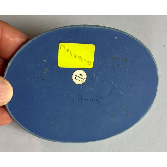 Antique 18th Century English George III Wedgwood Oval Wall Plaques - A Pair For Sale - Image 9 of 11