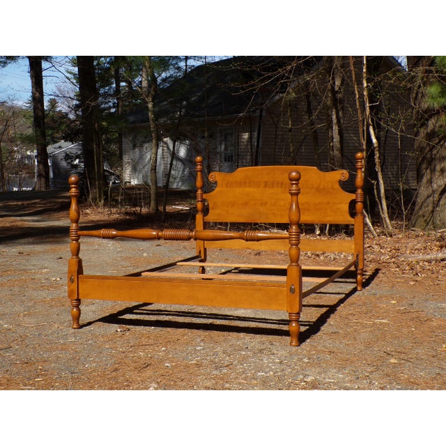 Vintage Ethan Allen Baumritter Solid Maple Full Double Cannonball Poster Bed For Sale - Image 12 of 17