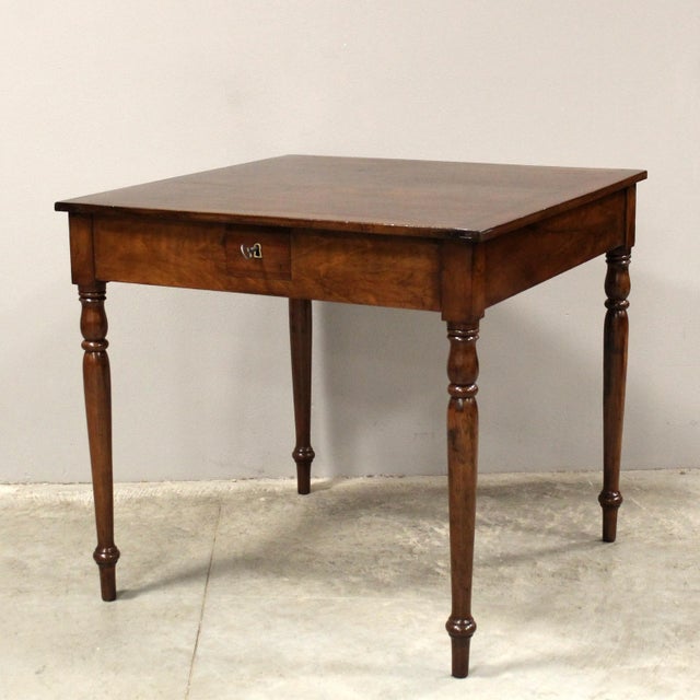 Table - Louis Philippe coffee table In solid walnut, with 2 drawers Mid-19th century period - Louis Philippe Origin Italy...