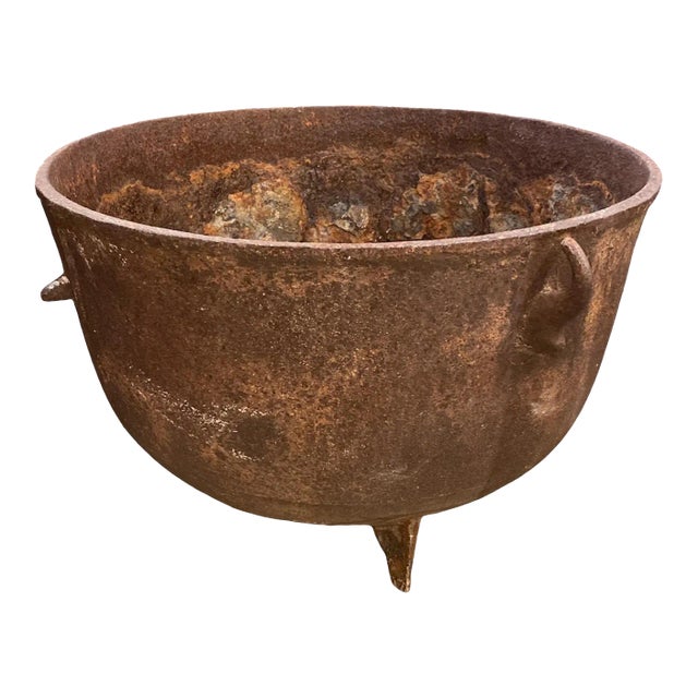 Antique X-Large Round American Cast Iron Kettle Cauldron Pot Fire Pit For Sale
