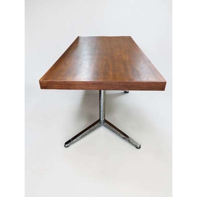 1970s Large Vintage Executive Desk in Walnut and Chrome in the style of Florence Knoll, 1970s For Sale - Image 5 of 12