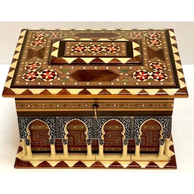 Mid 20th Century Architectural Model Box of the Alhambra Palace, With Key For Sale In West Palm - Image 6 of 10