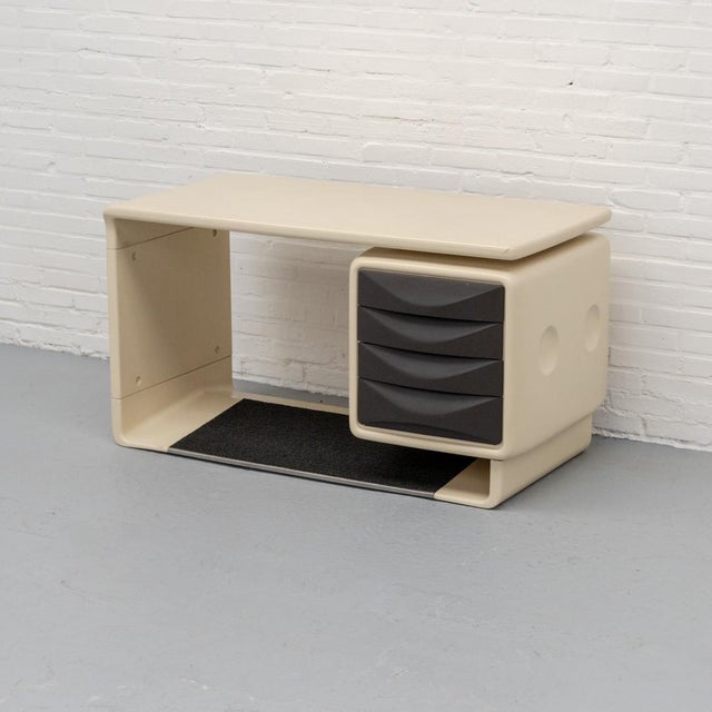 Mid-Century Modern Jet Desk by Ernest Igl for Wilhelm Werndl, 1970s For Sale - Image 3 of 13