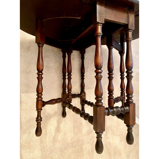 Vintage 1930s Oval Gate-Leg Drop-Leaf Table by Elite Furniture Co. Excellent Condition For Sale - Image 14 of 17