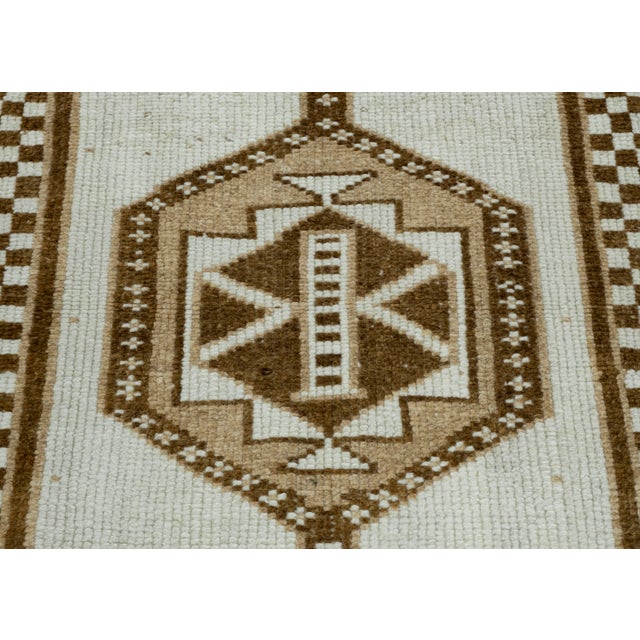 Turkish Vintage Runner Rug 3' x 11'10" #17076 For Sale In Houston - Image 6 of 8