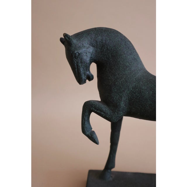 1980s Horse Statuette For Sale - Image 4 of 4