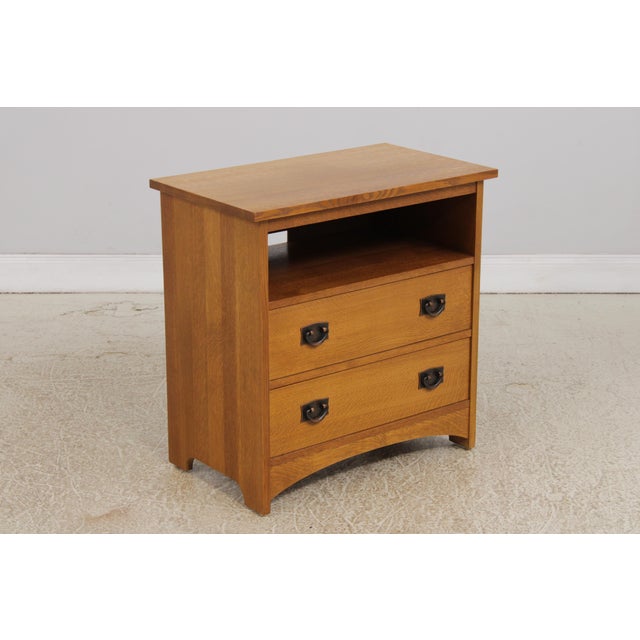 Mission Stickley Mission Oak 2 Drawer Media Console For Sale - Image 3 of 17