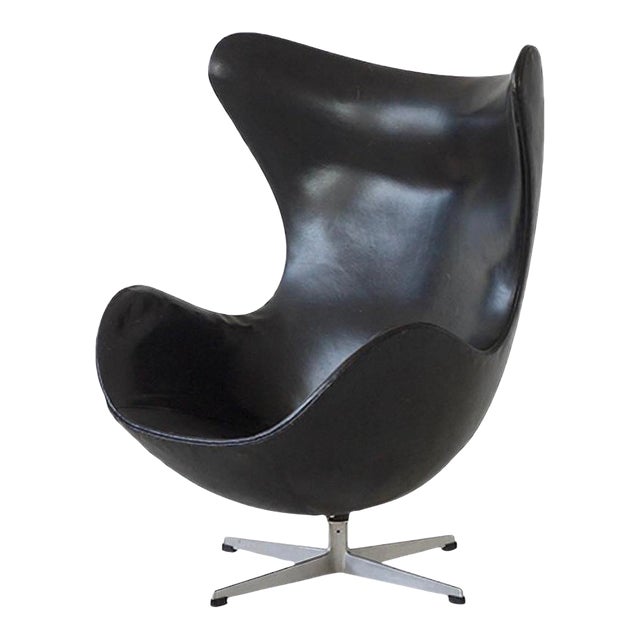 1950s Egg Chair-Arnee Jacobsen for Fritz Hansen For Sale