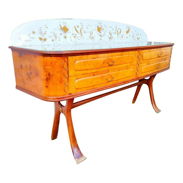 Splendid sideboard of the original 70s, probable production and design Osvaldo Borsani, equipped with four front drawers,...