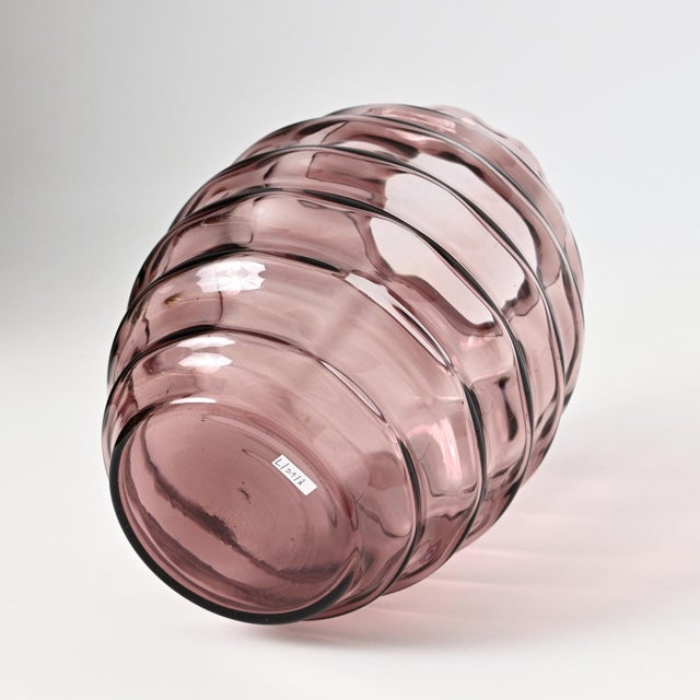 Belgian Art Deco Optic Glass Vase from Doyen, 1930s For Sale - Image 4 of 8
