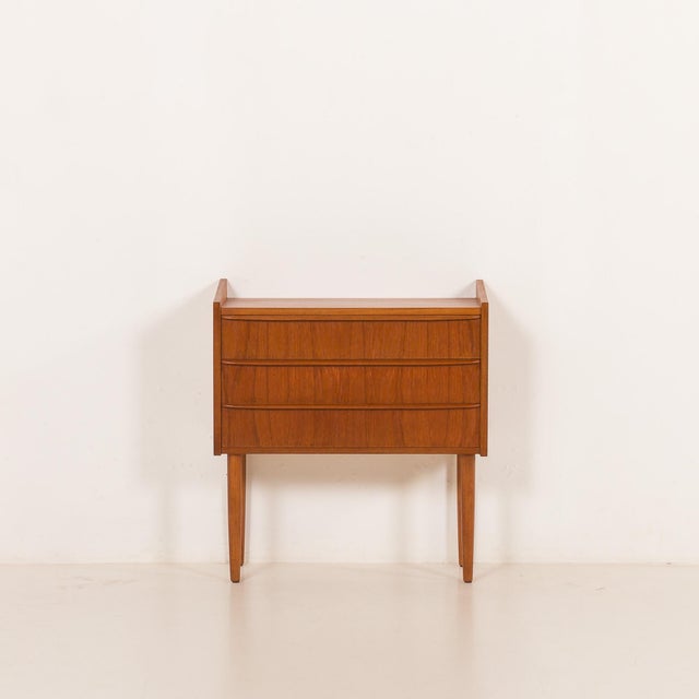 1960s Small Danish Dresser in Teak, 1960s For Sale - Image 5 of 11