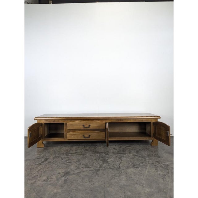Large Low Sideboard in Oak For Sale - Image 3 of 8