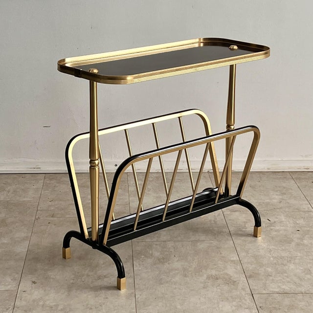 Mid-Century Modern Side Table with Magazine Rack in Brass and Black Lacquered Metal, 1950s For Sale - Image 6 of 6