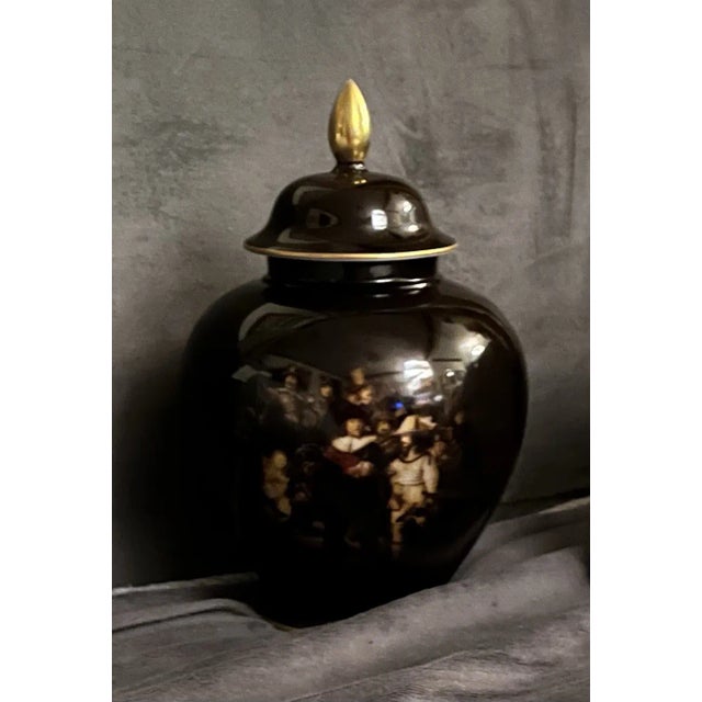 Mid-Century German Goebel Porzellan Black Urn With Rembrandt Night Watch Moti For Sale - Image 9 of 10