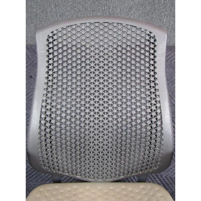 Late 20th Century Herman Miller Office Chair For Sale In New York - Image 6 of 11