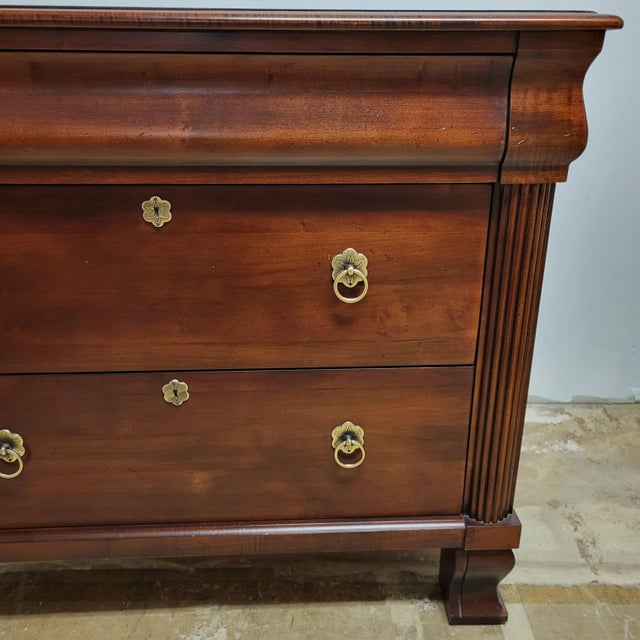 English Ethan Allen British Classics Daryn Chest of Drawers For Sale - Image 3 of 10