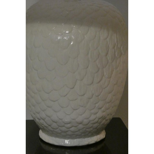 1970s Ceramic Pinecone Table Lamp by Tommaso Barbi, Italy, 1970s For Sale - Image 5 of 15