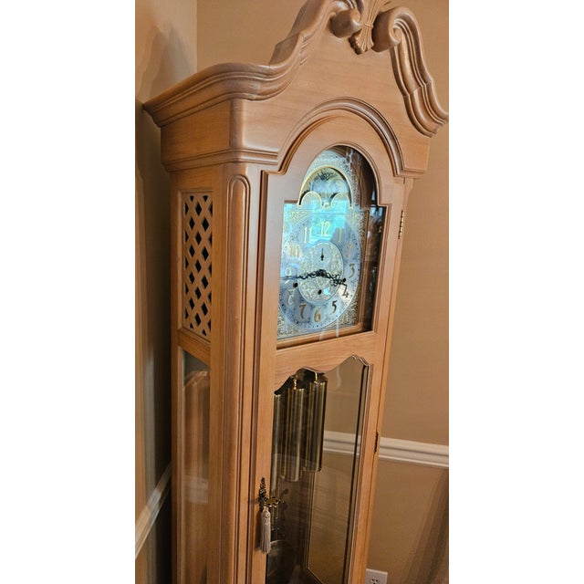 Beautiful Ethan Allen French Country Bisque Grandfathers Clock with Franz Hermle German Works in excellent condition....