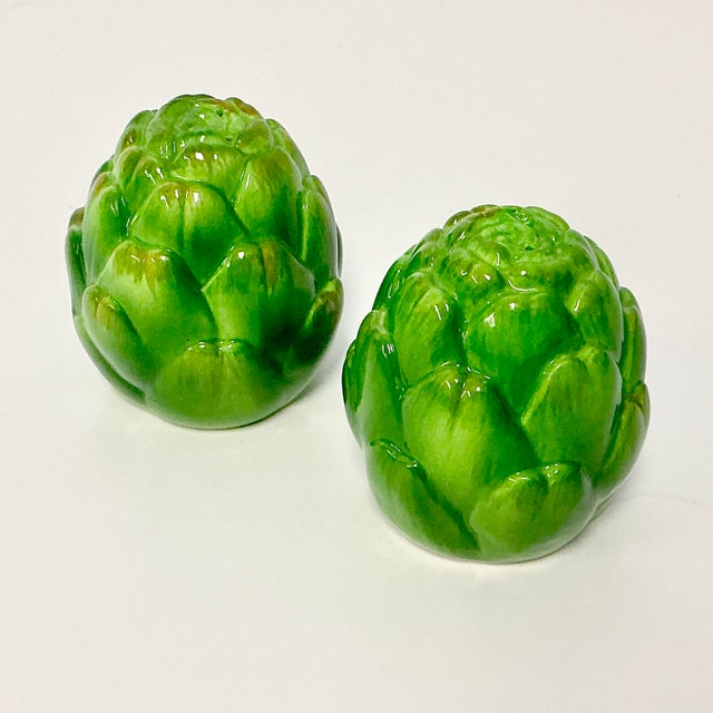 Otagiri Company 1980s Vintage Boho Chic Trompe L’Oeil Artichoke Salt & Pepper Shakers - A Pair. For Sale - Image 4 of 10
