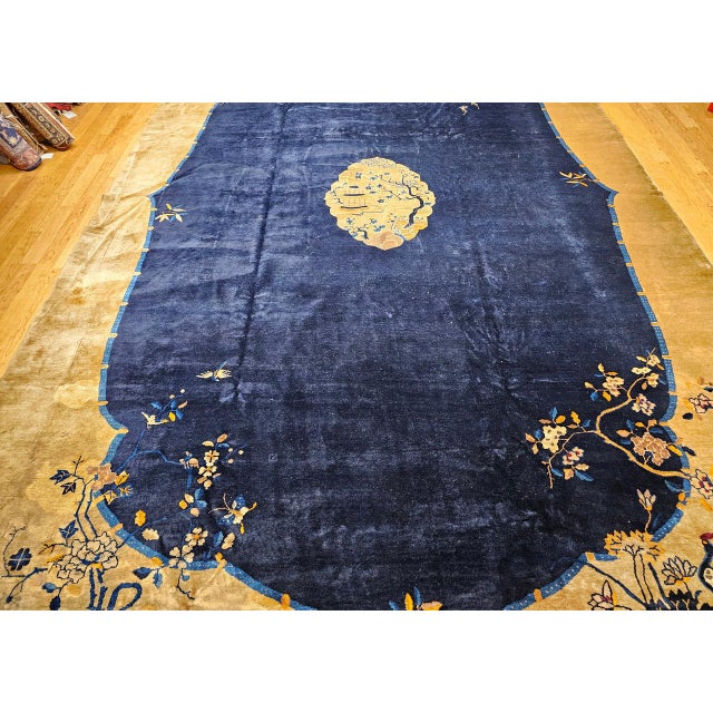 Antique Art Deco Chinese Oversized Rug, Handwoven Wool, Cranes & Butterflies Design, Navy & Tan, 14' X 19' For Sale - Image 17 of 17