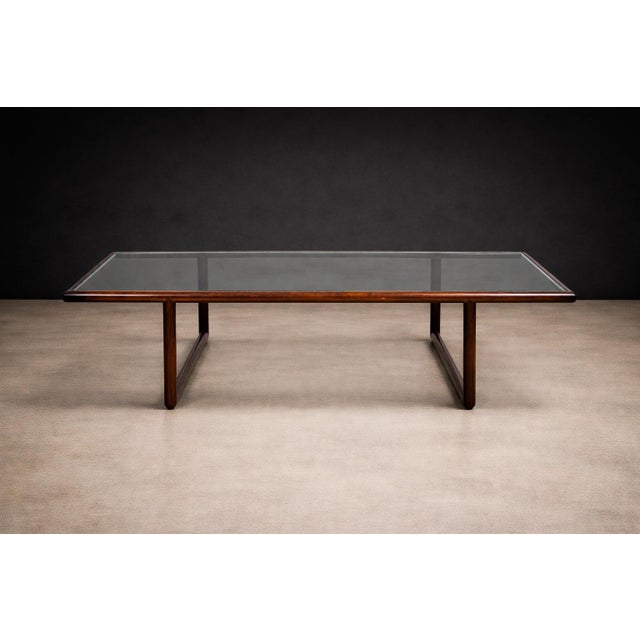 Brazilian Modern Coffee Table in Rosewood & Glass, Joaquim Tenreiro, 1960s — Lot 750B For Sale - Image 11 of 15