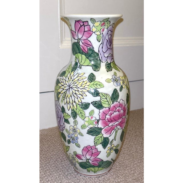 Beautiful hand-painted vintage Chinese vase. Brightly colored chinoiserie vase to complement any room. Hand-painted...