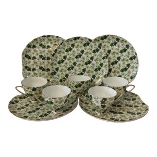 Ivy Chintz Luncheon Plates and Tea Cups - Set of 5 For Sale