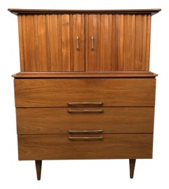 Example of Young Manufacturing Highboys