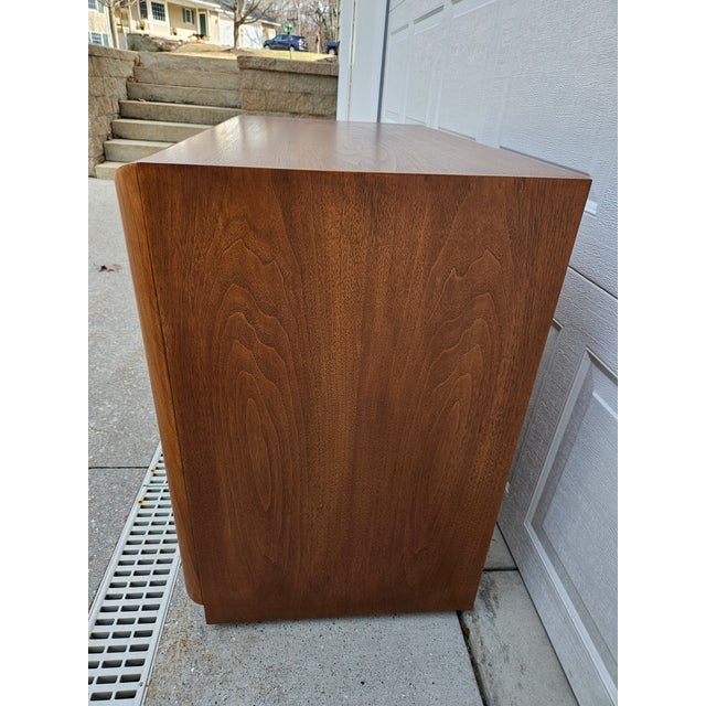 Wood Robsjohn-Gibbings Widdicomb Walnut Three Drawer Chest Dresser For Sale - Image 7 of 12