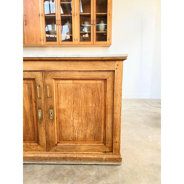 Double-Sided Pharmacy Counter in Marble and Chestnut Wood, 1900 For Sale - Image 9 of 18