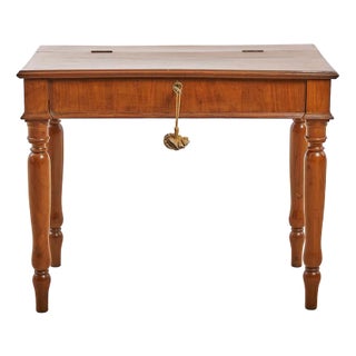 Table with Really in Walla of 1800 For Sale