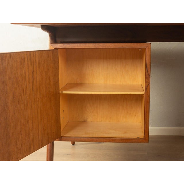 Danish Desk by Arne Vodder for GV Møbler, 1960s For Sale - Image 9 of 12