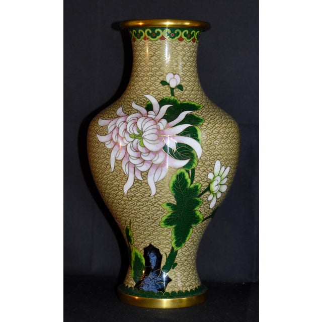 Vintage Chinese Cloisonne Enamel Vases Pair Mirrored Floral Chrysanthemum Mums For Sale In Philadelphia - Image 6 of 15