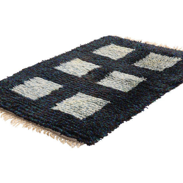 79385 Vintage Swedish Rya Rug, 01'11 x 03'00. The Northern Grid: A Vintage Swedish Rya Masterpiece of Mid-Century...