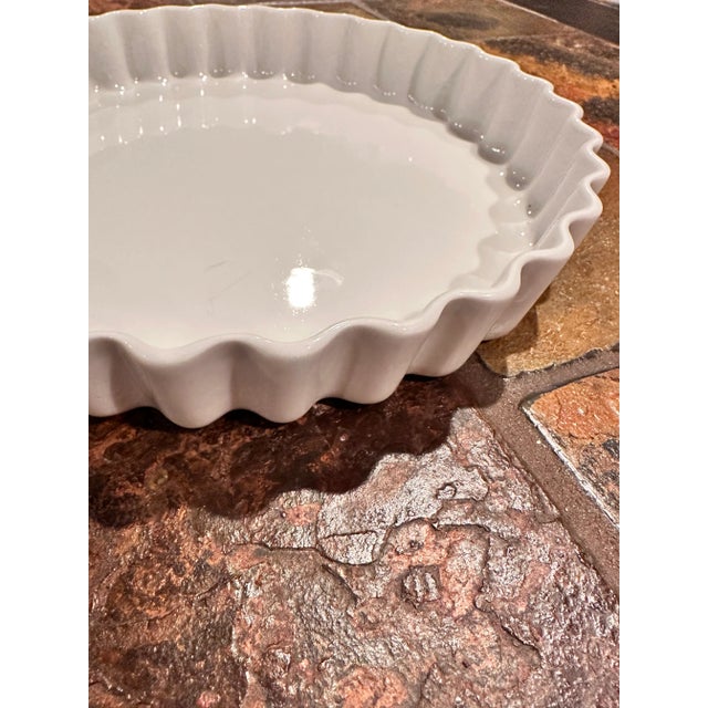 2000 - 2009 French Culinaire Quiche Tart Round Porcelain Baking Dish For Sale - Image 5 of 7
