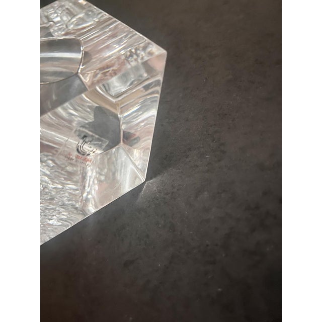 Sculptural Table Lighter in Clear Acrylic from Guzzini, 1970s For Sale - Image 3 of 11