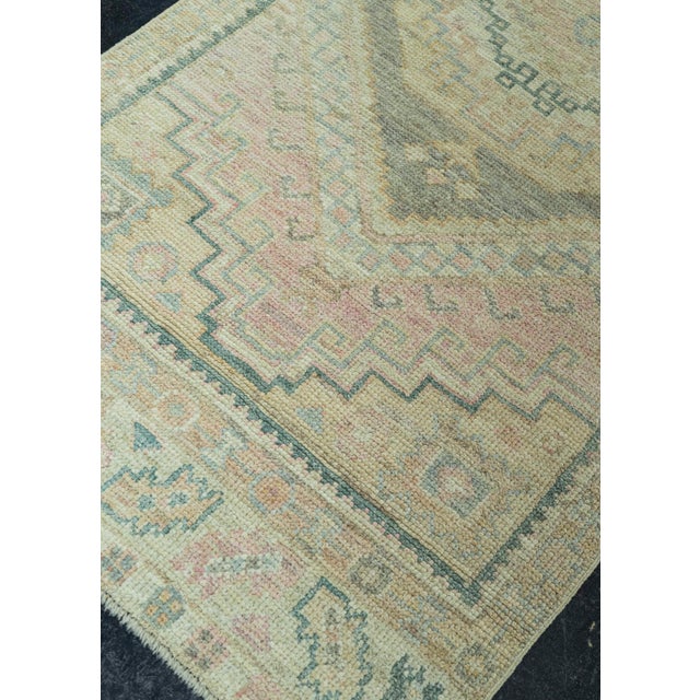 Textile Turkish Oushak Rug 2'11" x 10'3" #19249 For Sale - Image 7 of 8