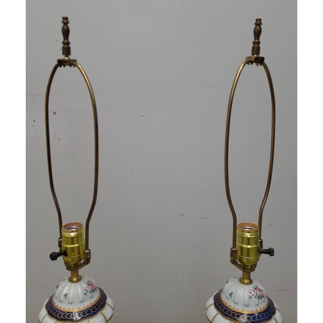 1970s Procelaine De Paris Bicentennial Painted Lamps - a Pair For Sale - Image 11 of 16
