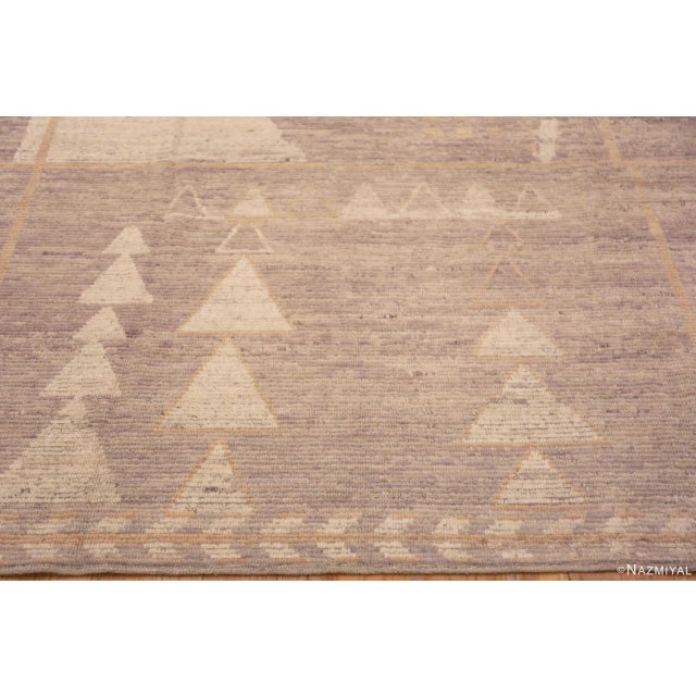 2020s Nazmiyal Collection Light Neutral Warm Color Tribal Geometric Design Modern Area Rug For Sale - Image 5 of 7
