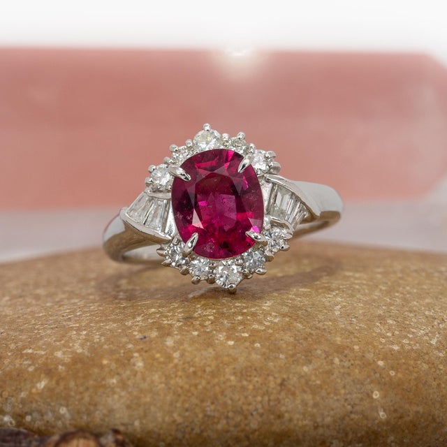 2020s 1.5ct Rubellite Garnet Ring With Natural Diamond Accent: Solid 14k Gold, , Size 6.75 For Sale - Image 5 of 10