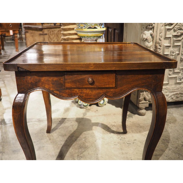 French Louis XV Walnut Wood Table a Jeux Game or Side Table, Circa 1750 For Sale - Image 15 of 18