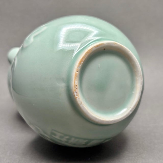 Ceramic Vintage Pagoda Brand Chinese Celadon Double Gourd Porcelain Wine Bottle Vase For Sale - Image 7 of 7