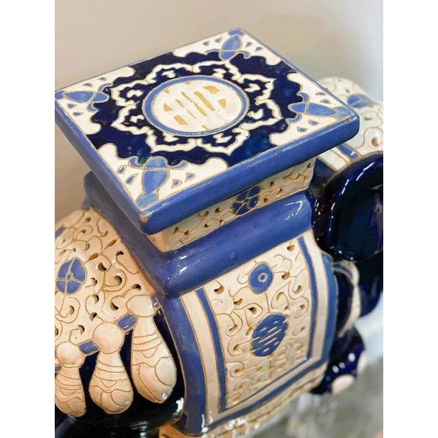Chinoiserie Ceramic Lucky Elephant Plant Stand in Blue and Cream, 1970s For Sale - Image 6 of 9