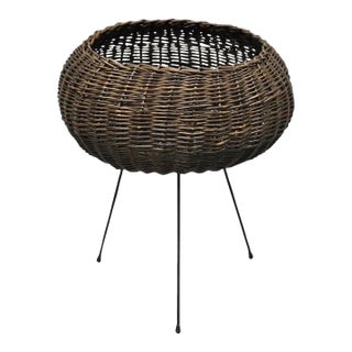 20th Century MCM Arthur Umanoff Style Wicker Rattan Wrought Iron Planter Stand For Sale