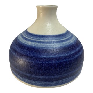 Vintage Raymor Sgrafo White and Blue Stripe Vase For Sale