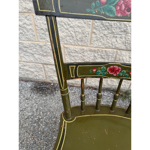 Antique American Hand-Painted Floral Folk Art Plank Seat Chairs - Set of 4 For Sale - Image 10 of 12